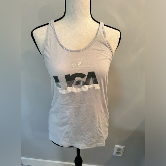 Under Armour woman’s racer back tank in grey size small - Picture 1 of 3